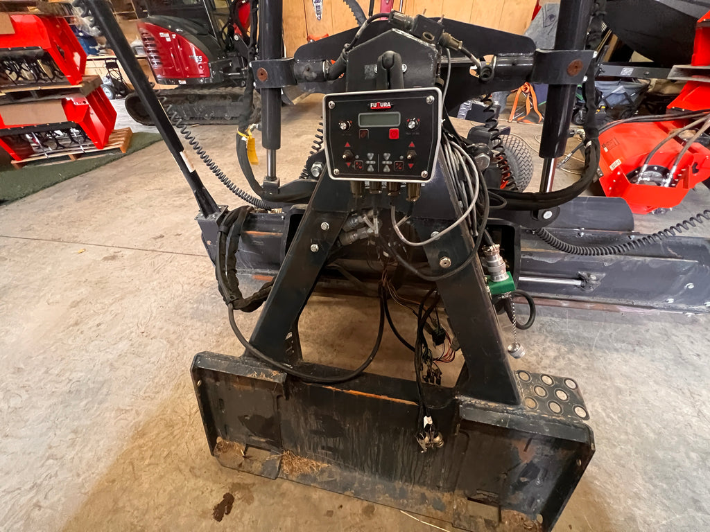 Futurra Laser Grade System ETEG2FM Skid Steer Genius