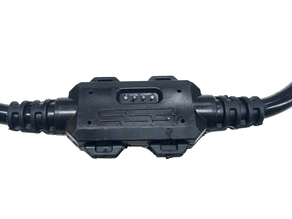 LED Status lights show power, CAN signal and operation.